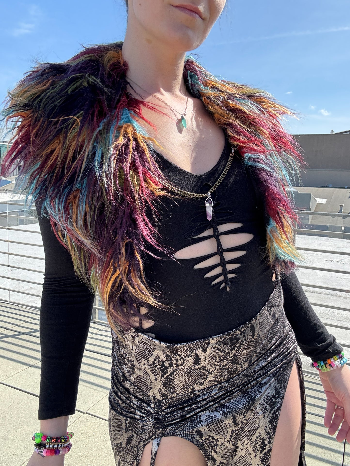 earthy multicolor u-shaped fluffe wrap