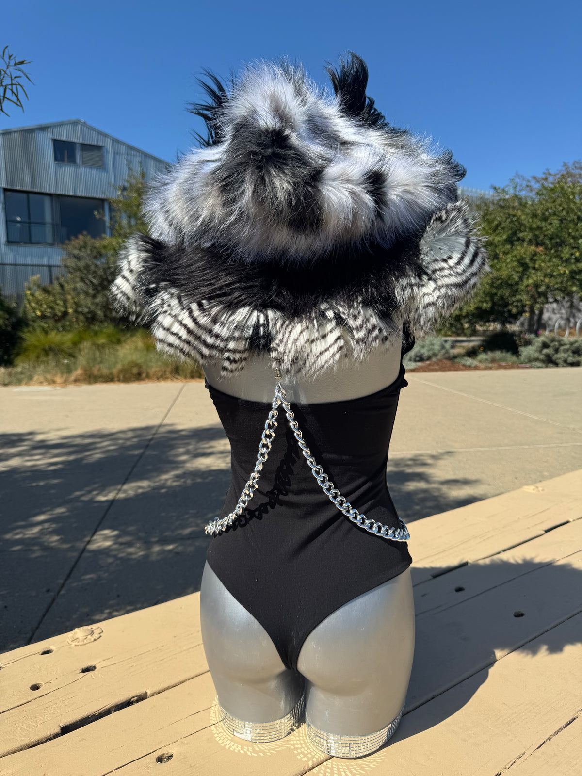 Black n' White - Fluffe Hood [READY TO SHIP]