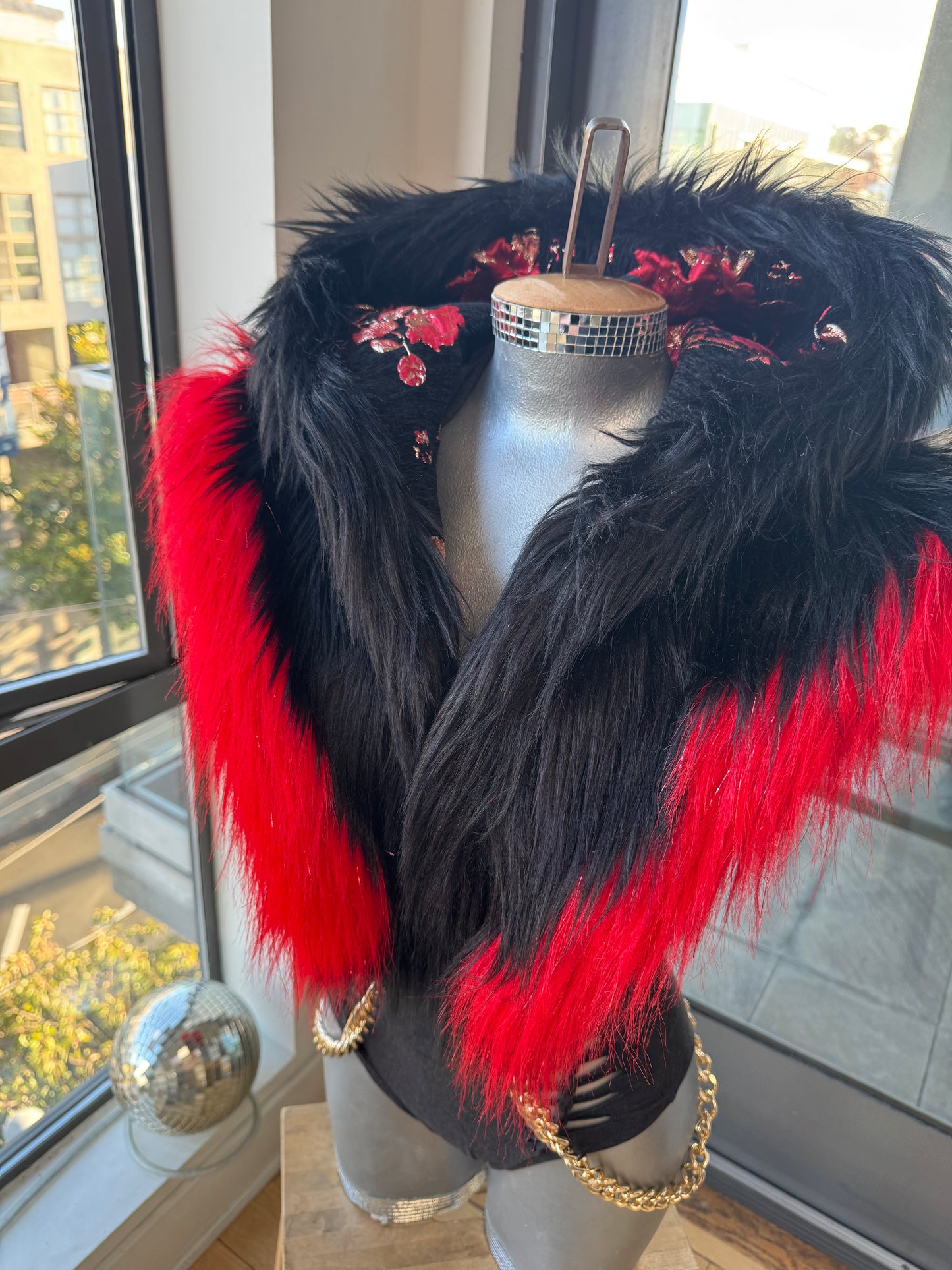 Blood Moon - Fluffe Hood