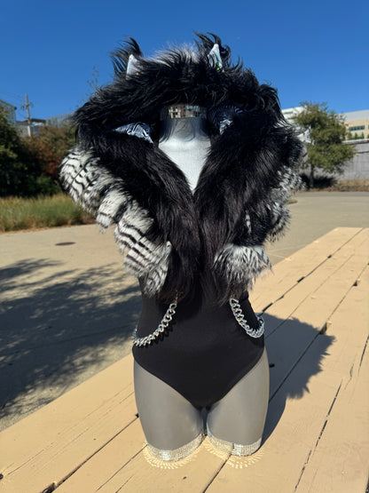 Black n' White - Fluffe Hood [READY TO SHIP]