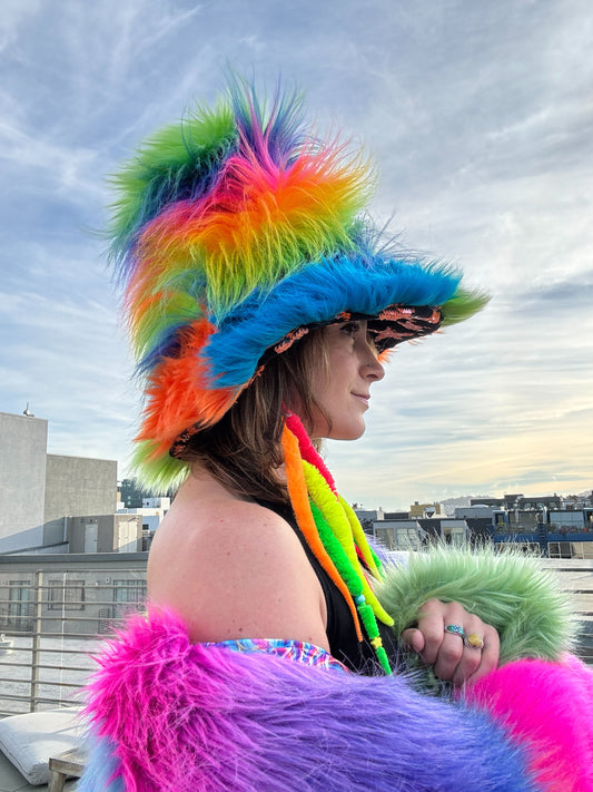 Rainbow Seuss - TALLEST Floofy Patchwork Bucket Hat - Unisex S